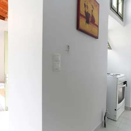 הוילה Aegina La Piccola Casa מראה חיצוני תמונה
