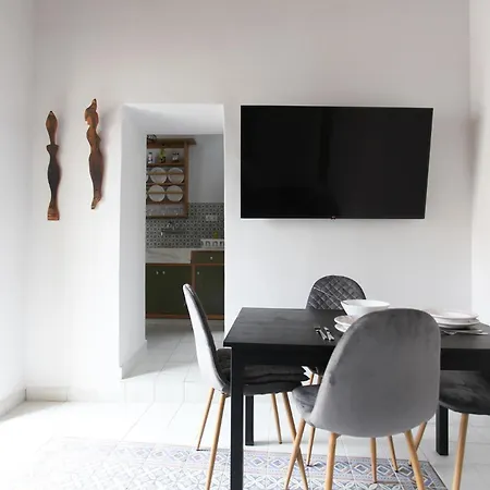 הוילה Aegina La Piccola Casa מראה חיצוני תמונה